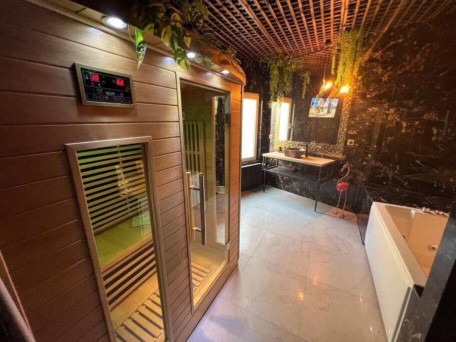 Esprit Africa, Spa Et Sauna De Luxe 牟罗兹 外观 照片