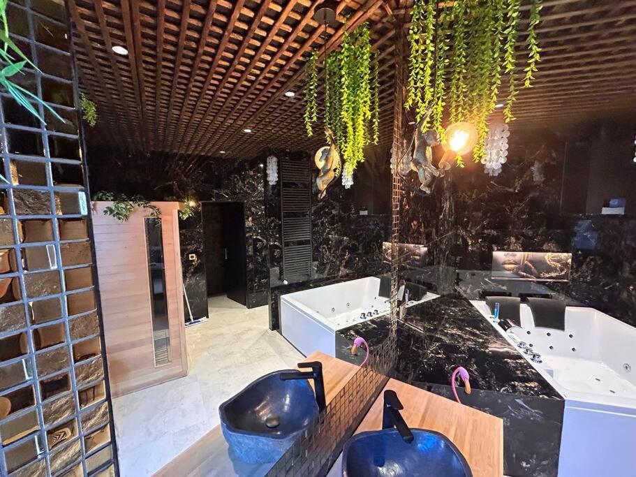 Esprit Africa, Spa Et Sauna De Luxe 牟罗兹 外观 照片