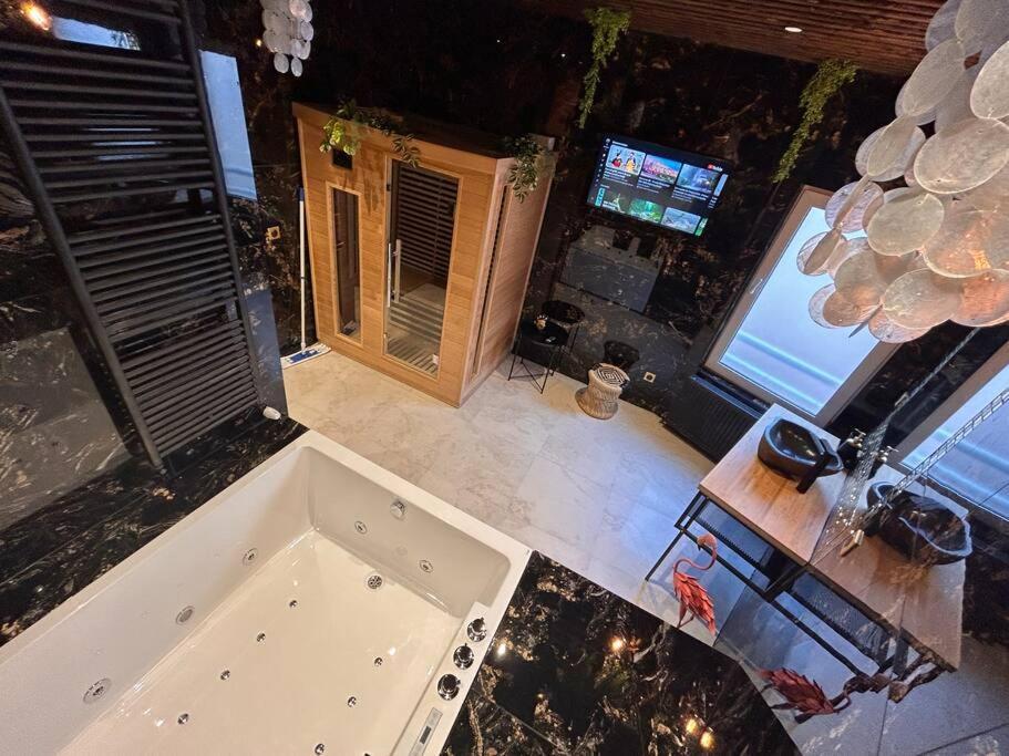Esprit Africa, Spa Et Sauna De Luxe 牟罗兹 外观 照片